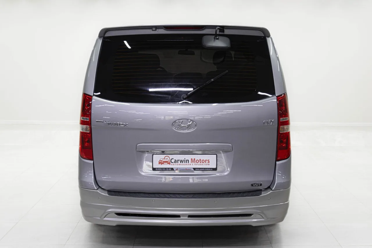 Hyundai Grand Starex