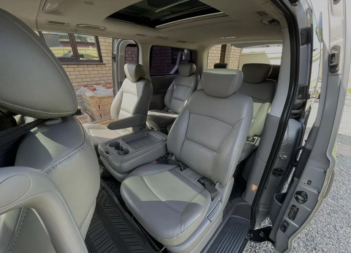 Hyundai Grand Starex