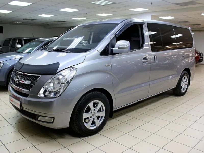 Hyundai Grand Starex 2012
