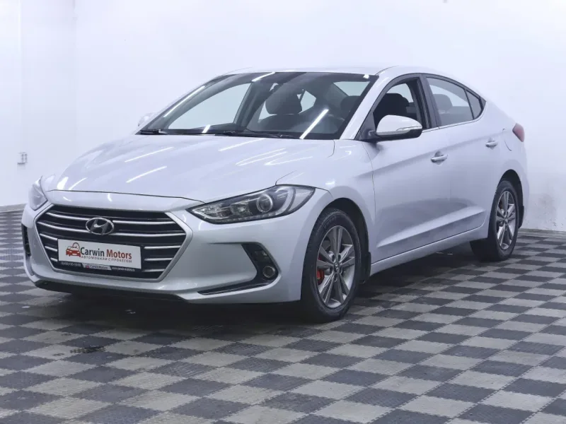 Hyundai Elantra 2019