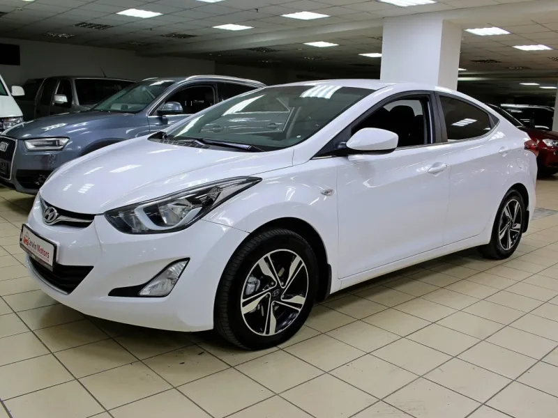 Hyundai Elantra 2019