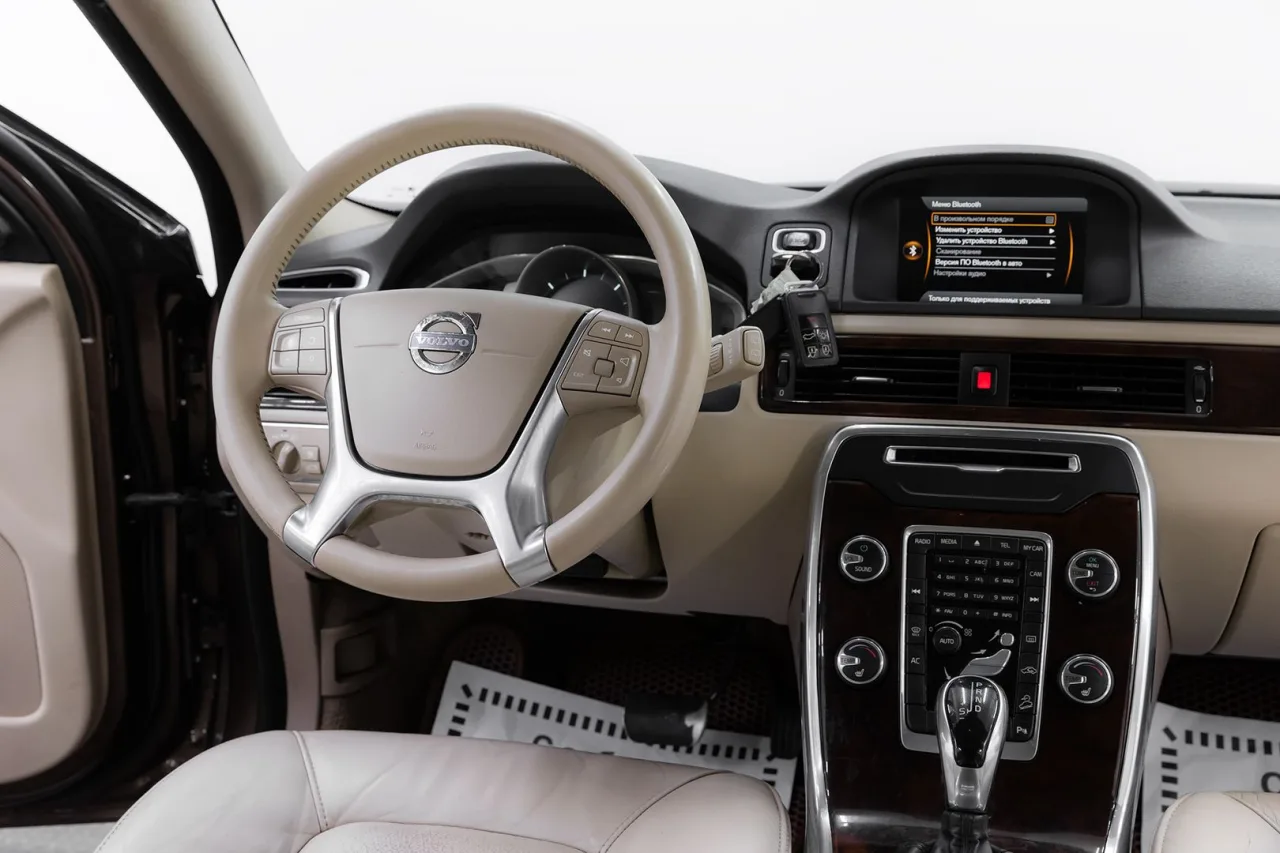 Volvo XC70