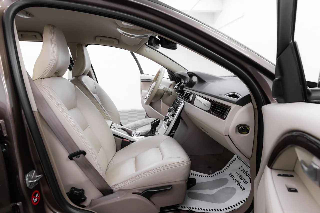 Volvo XC70