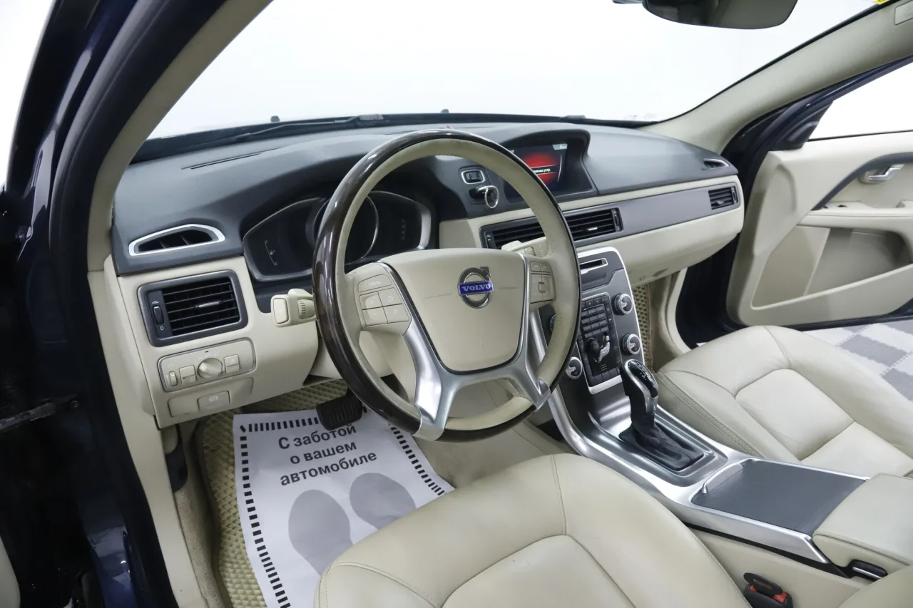 Volvo XC70