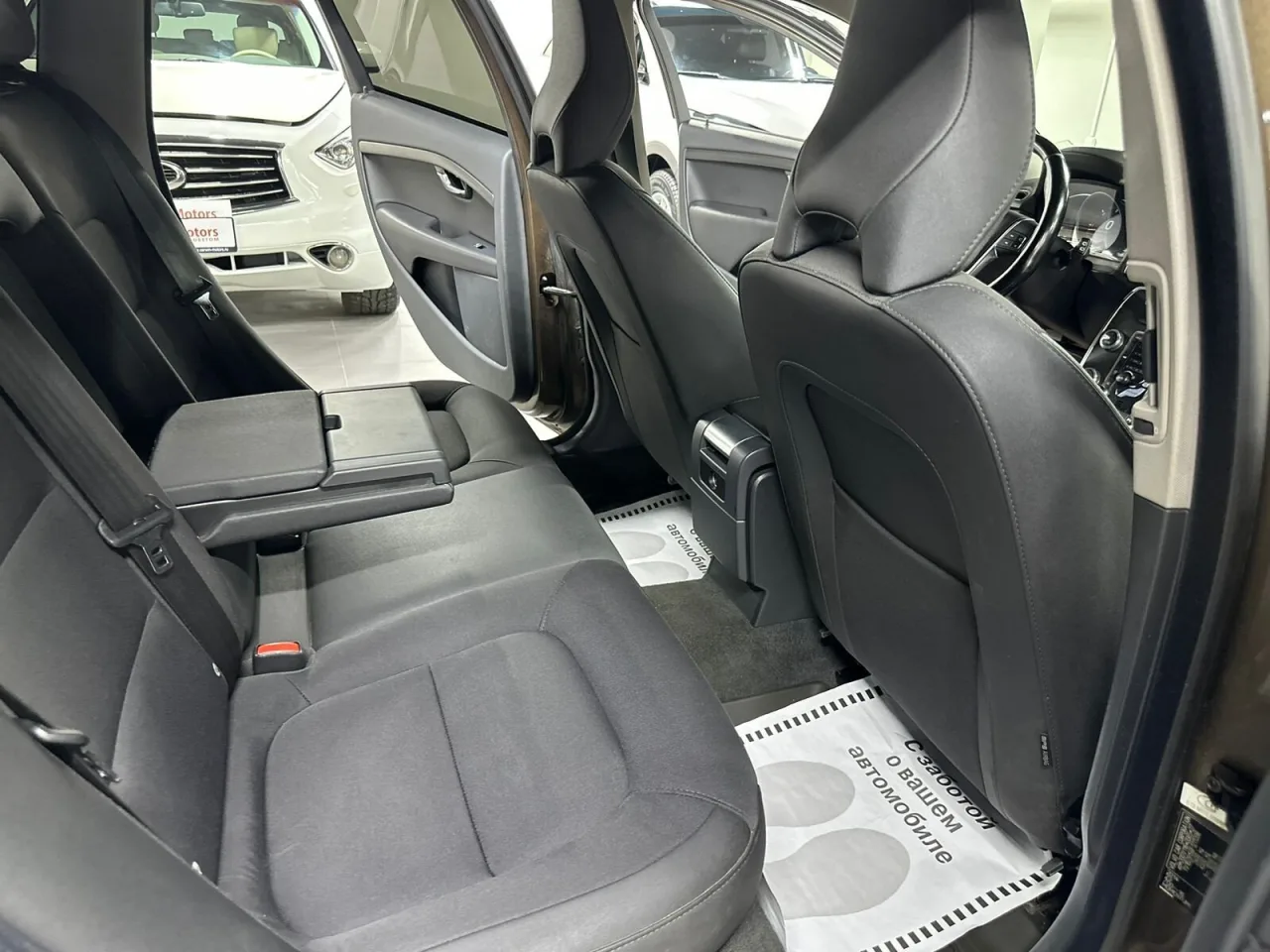 Volvo XC70