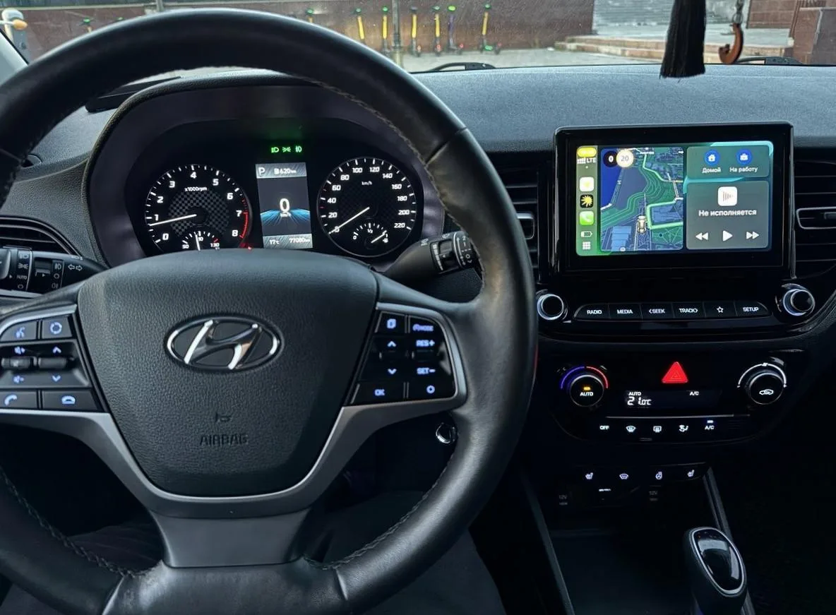 Hyundai Solaris