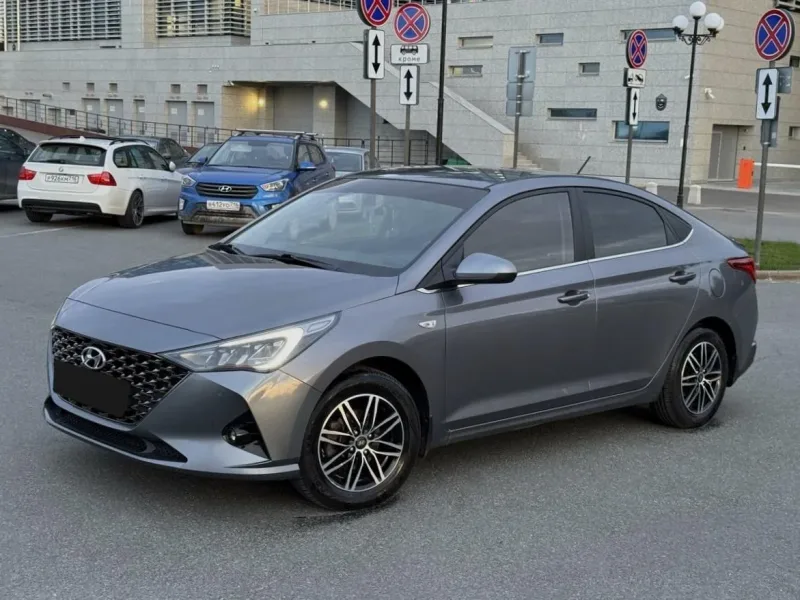 Hyundai Solaris 2022