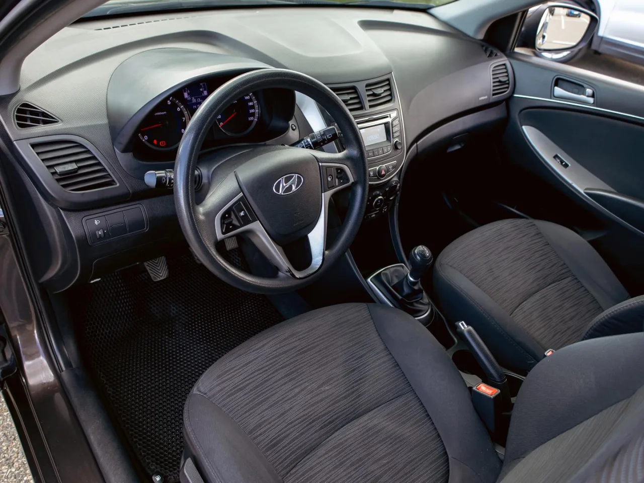 Hyundai Solaris
