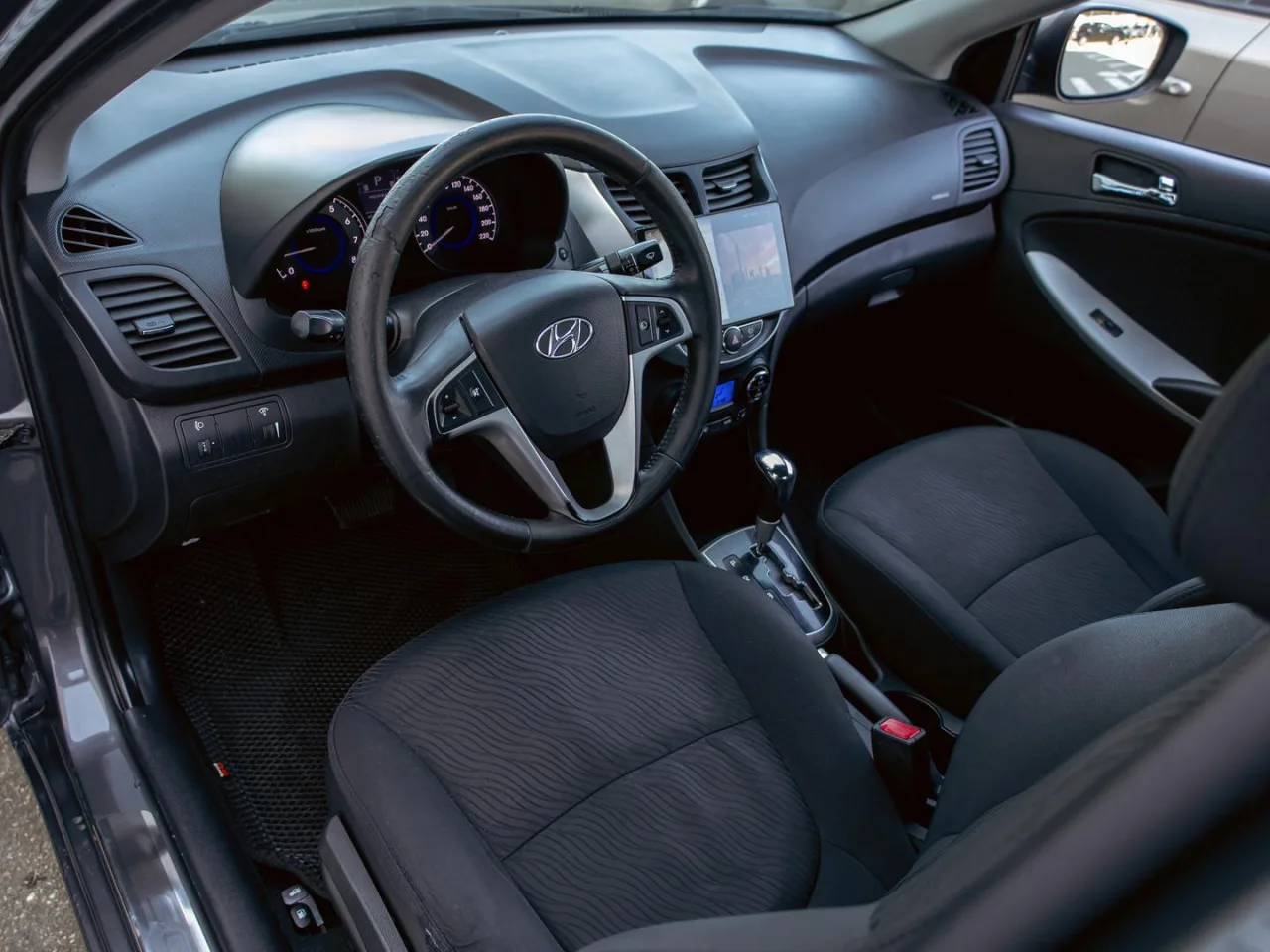 Hyundai Solaris