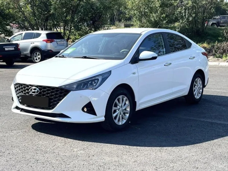 Hyundai Solaris 2022