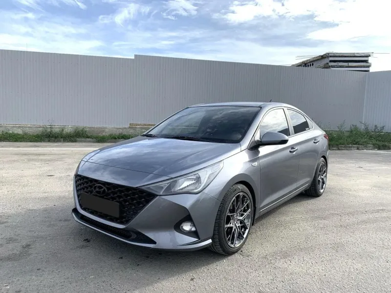 Hyundai Solaris 2021