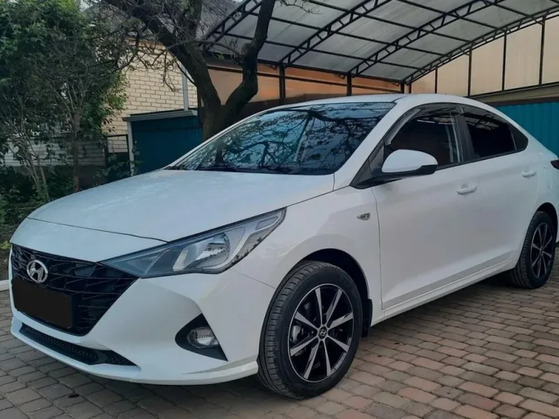 Hyundai Solaris 2021