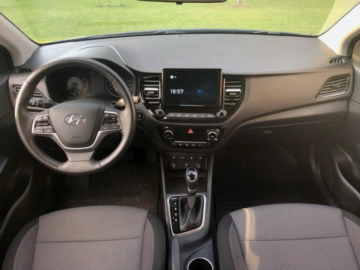 Hyundai Solaris