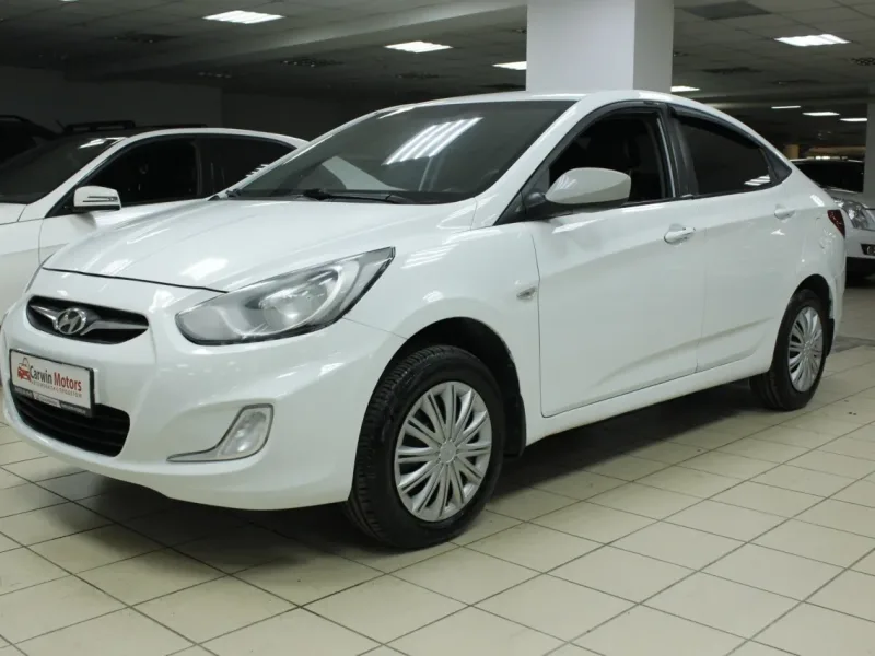 Hyundai Solaris 2013
