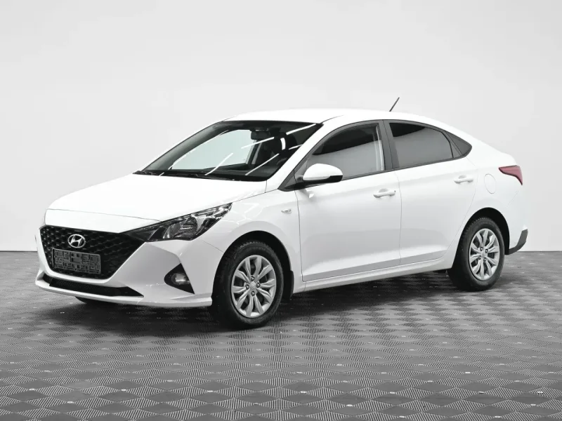 Hyundai Solaris 2022