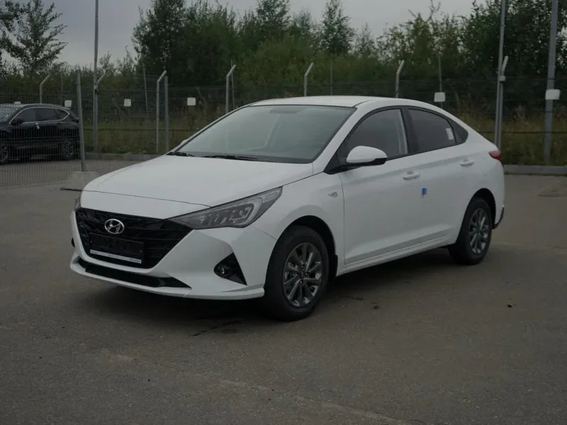 Hyundai Solaris 2022