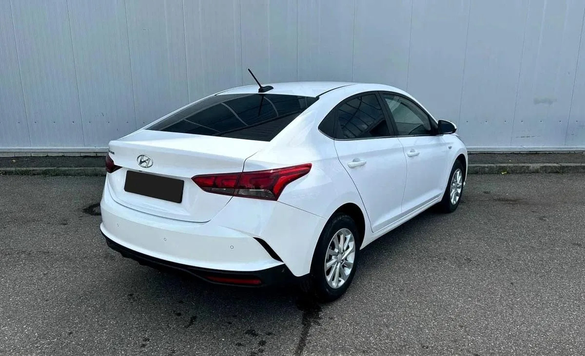 Hyundai Solaris