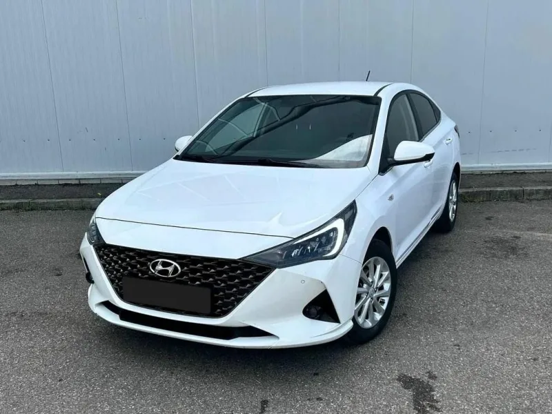 Hyundai Solaris 2022