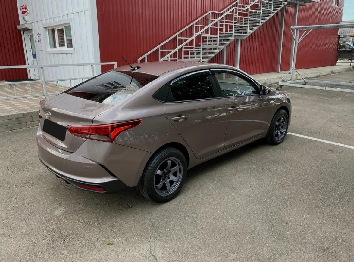 Hyundai Solaris
