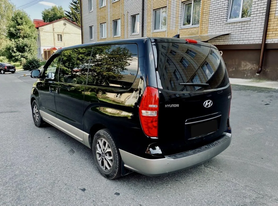 Hyundai H-1