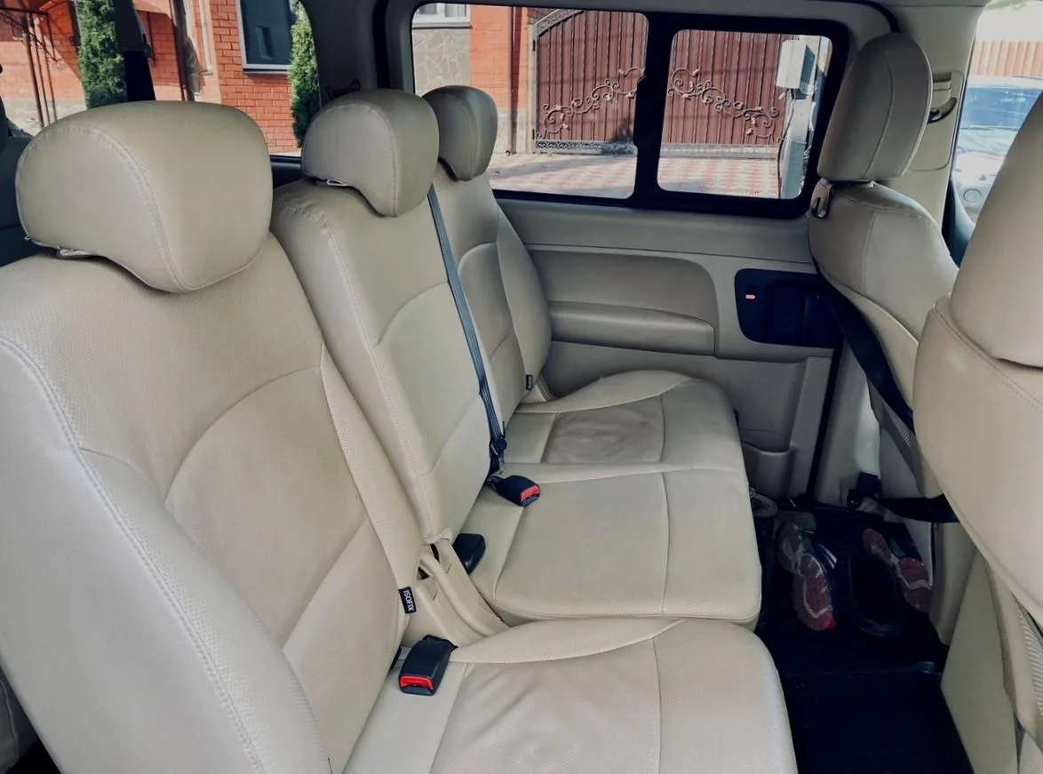 Hyundai H-1