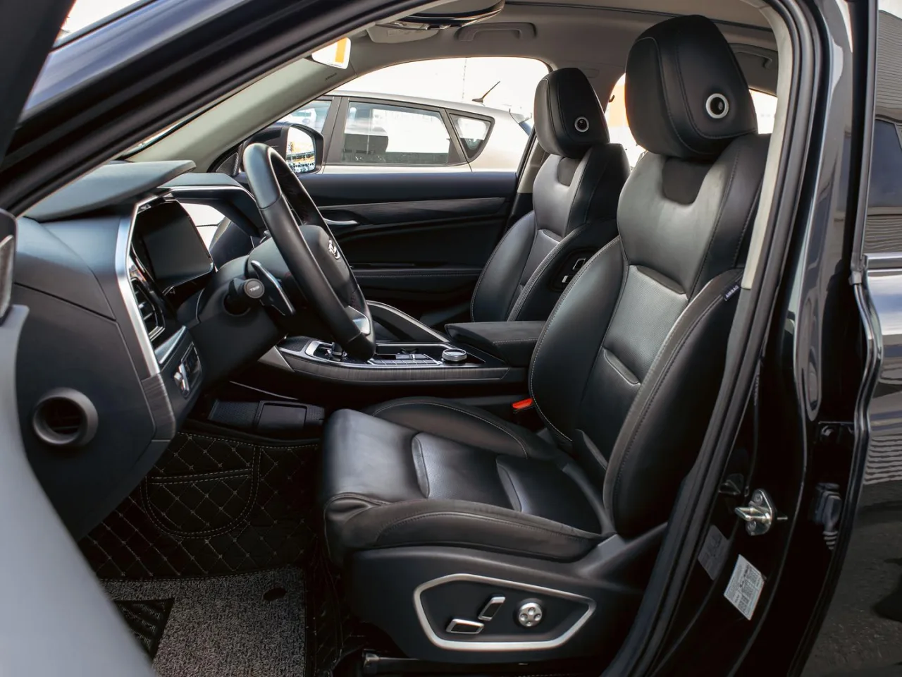 Geely Tugella