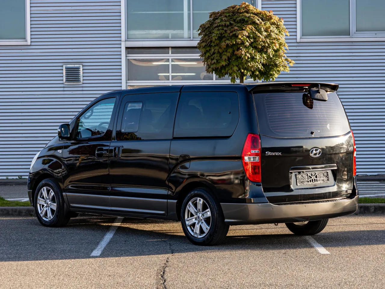 Hyundai Grand Starex