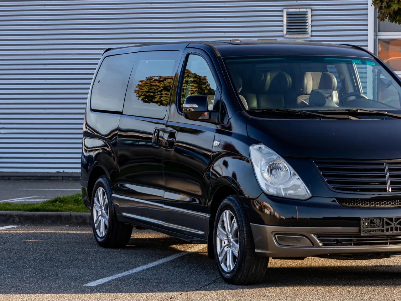 Hyundai Grand Starex