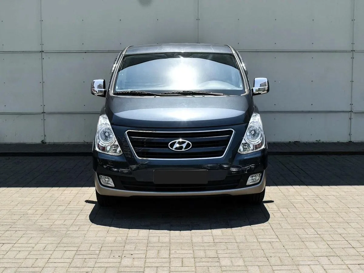 Hyundai Grand Starex