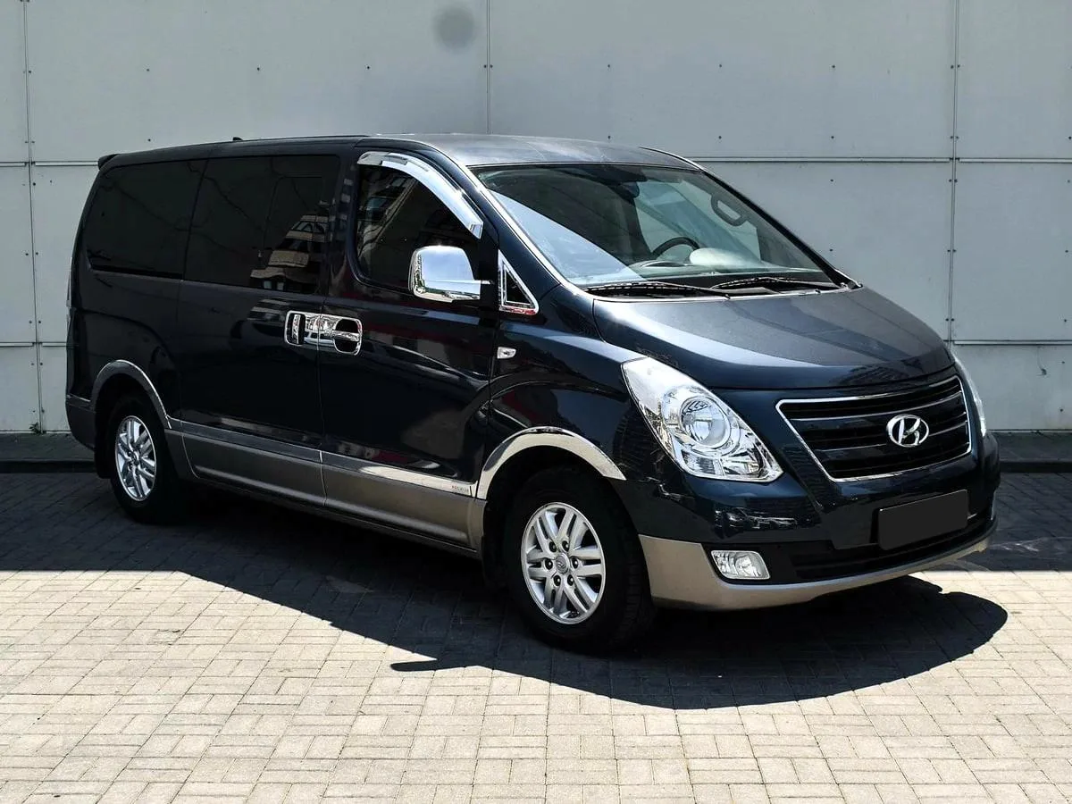 Hyundai Grand Starex