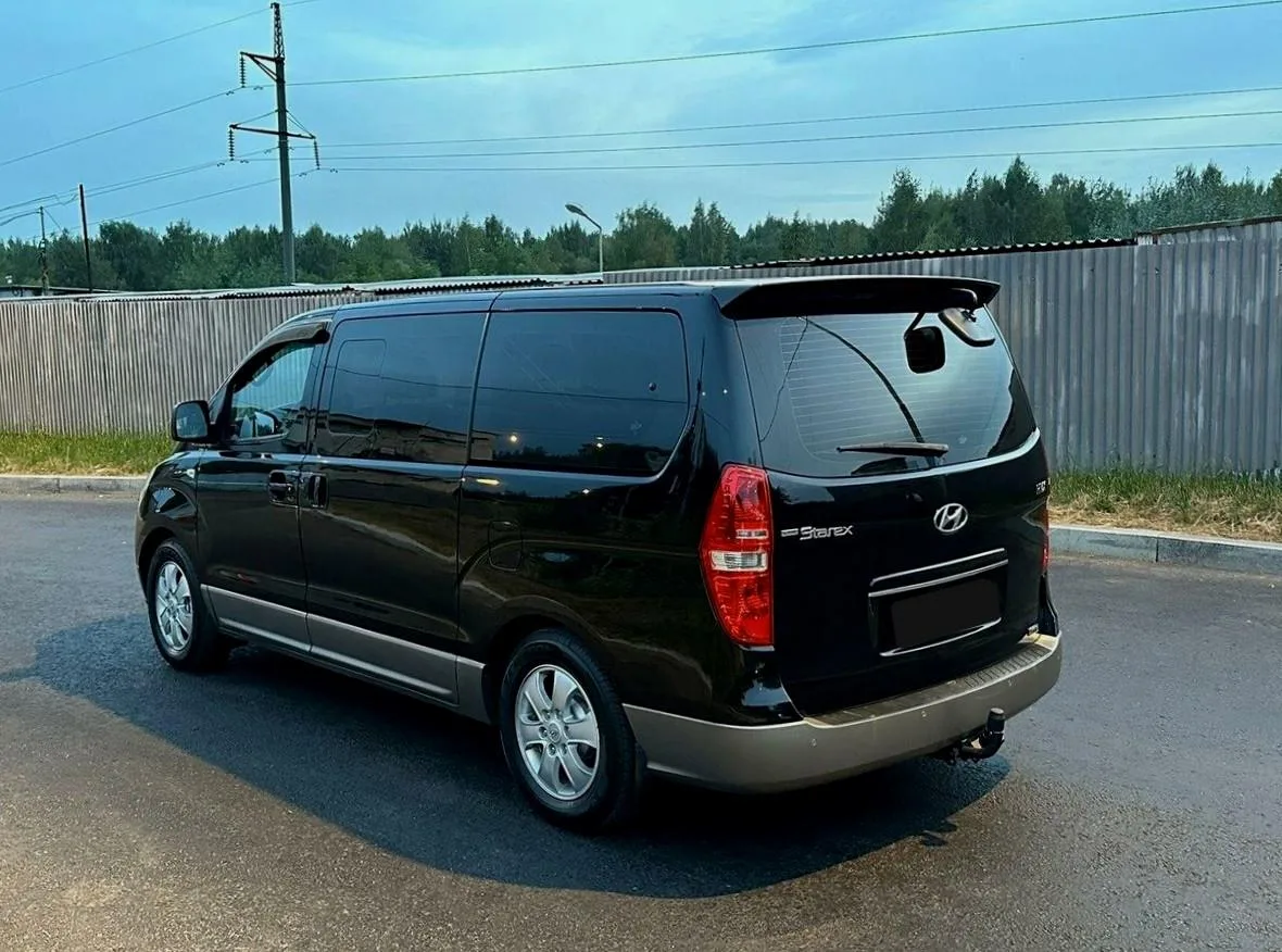 Hyundai Grand Starex
