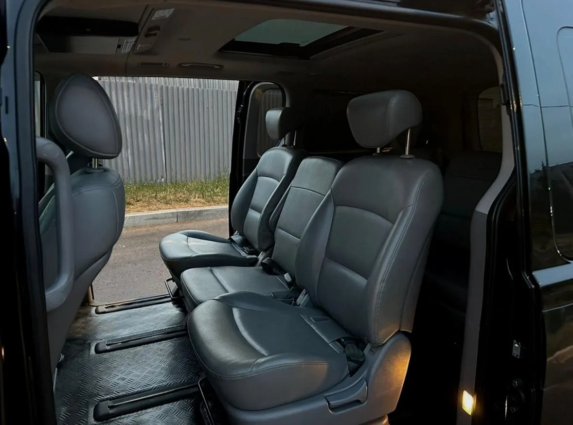 Hyundai Grand Starex