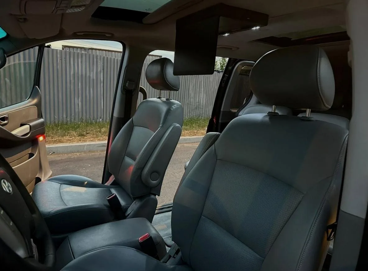 Hyundai Grand Starex