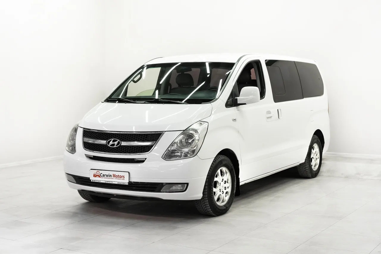 Hyundai Grand Starex