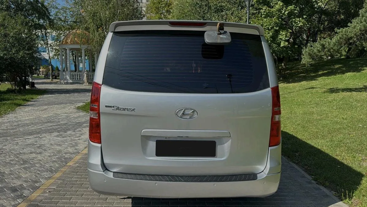Hyundai Grand Starex
