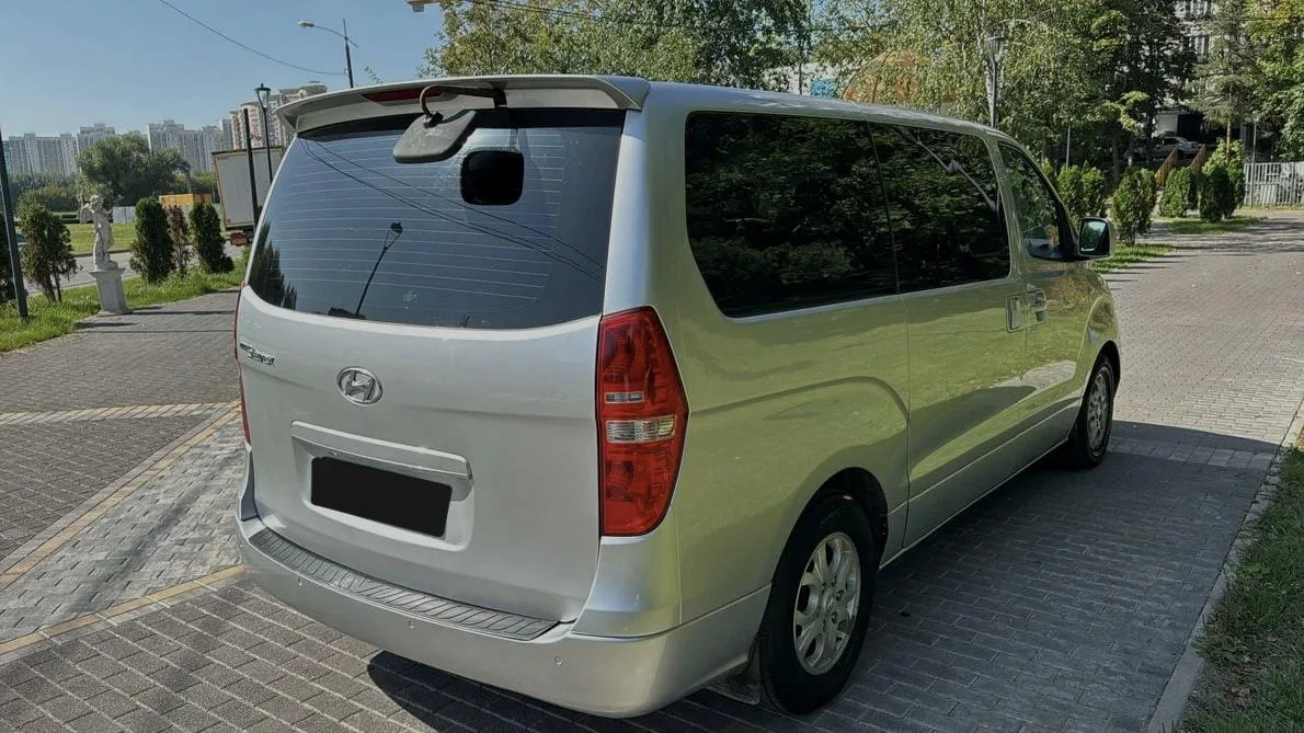 Hyundai Grand Starex