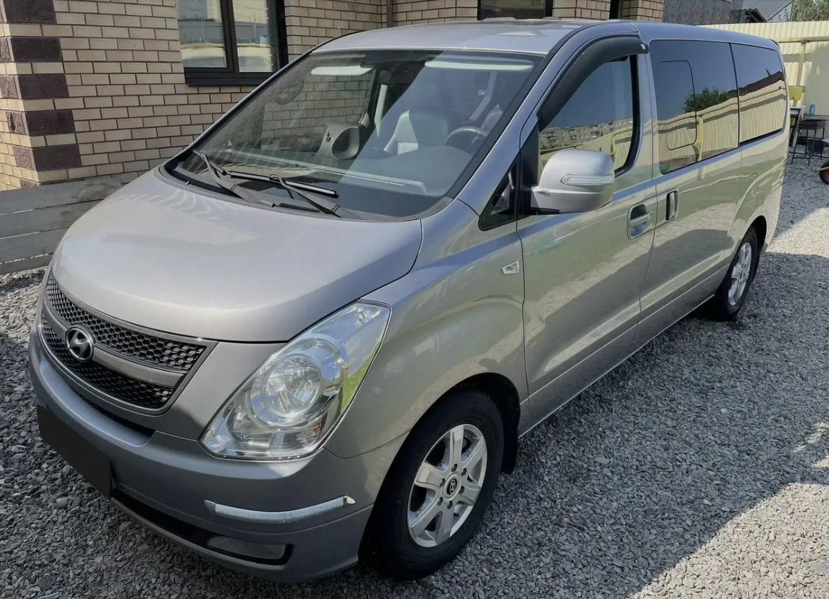 Hyundai Grand Starex