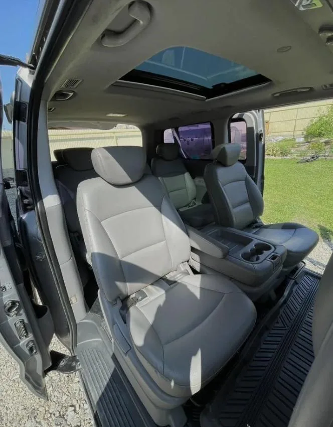 Hyundai Grand Starex