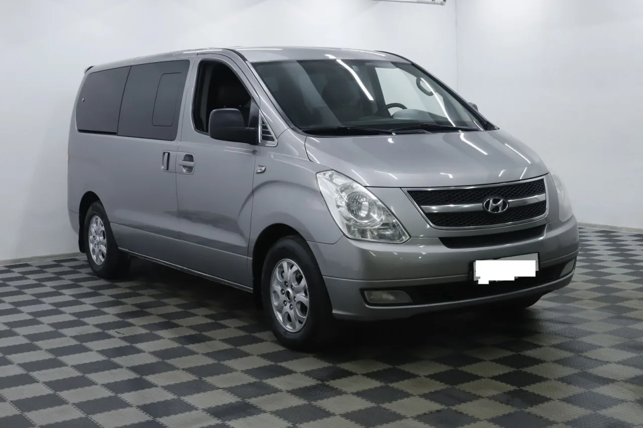 Hyundai Grand Starex
