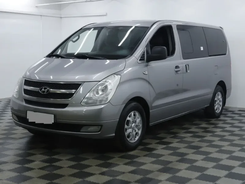 Hyundai Grand Starex 2013