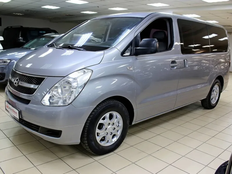 Hyundai Grand Starex 2012