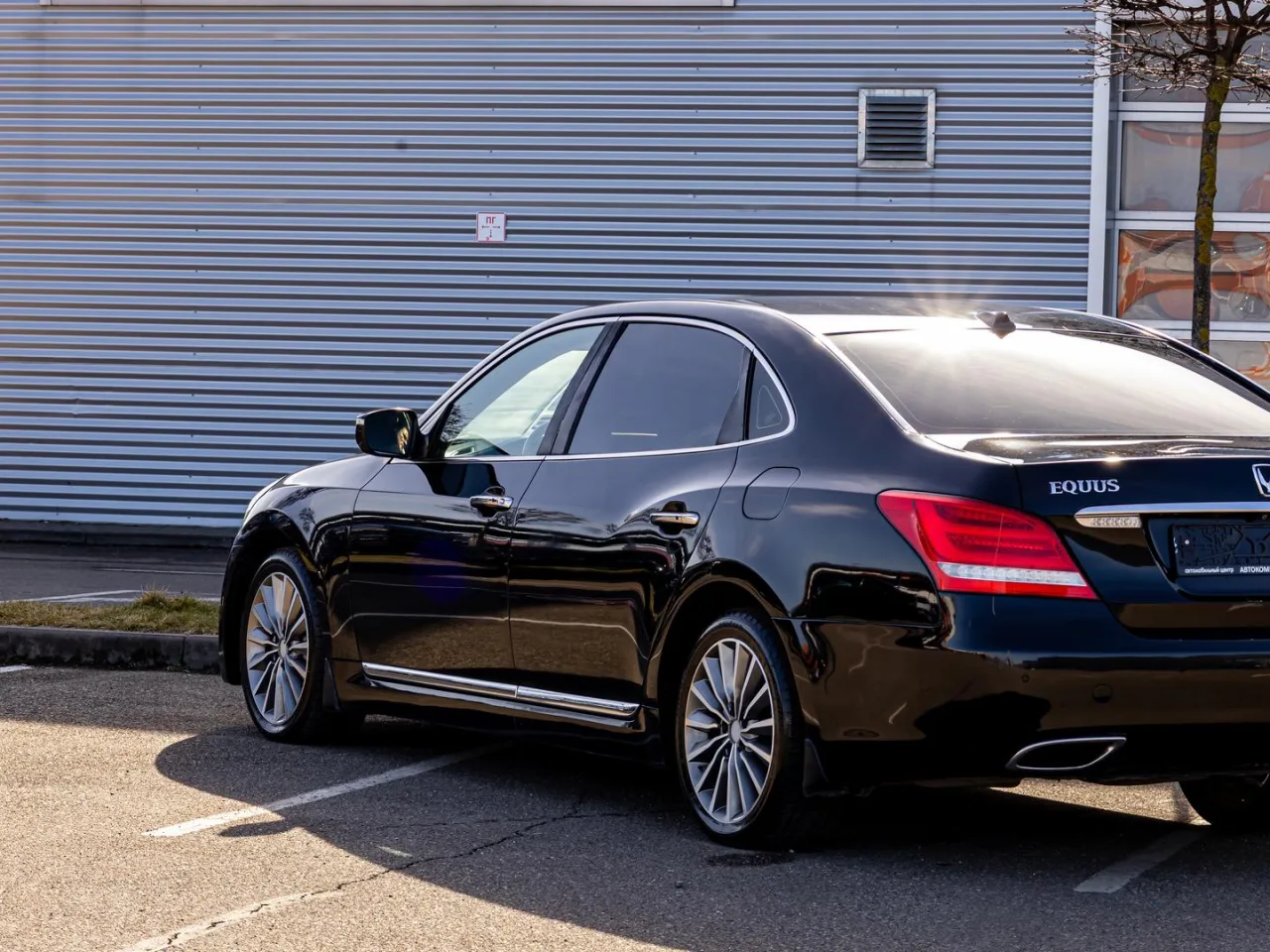 Hyundai Equus