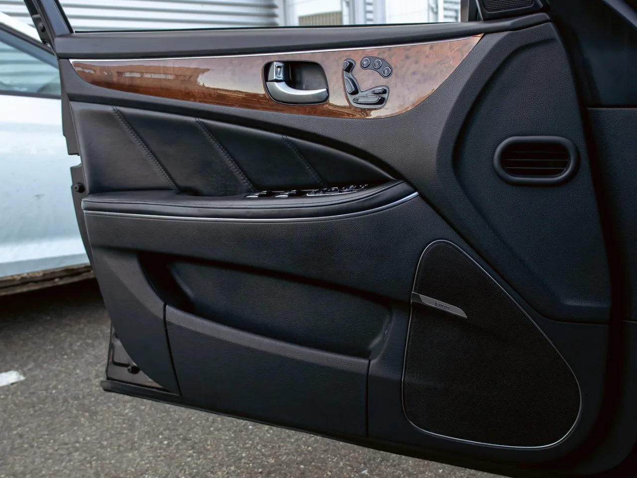 Hyundai Equus