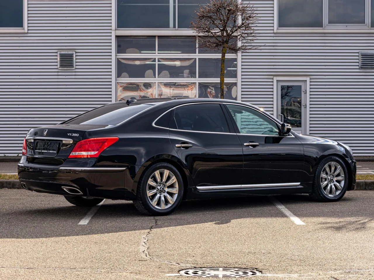 Hyundai Equus