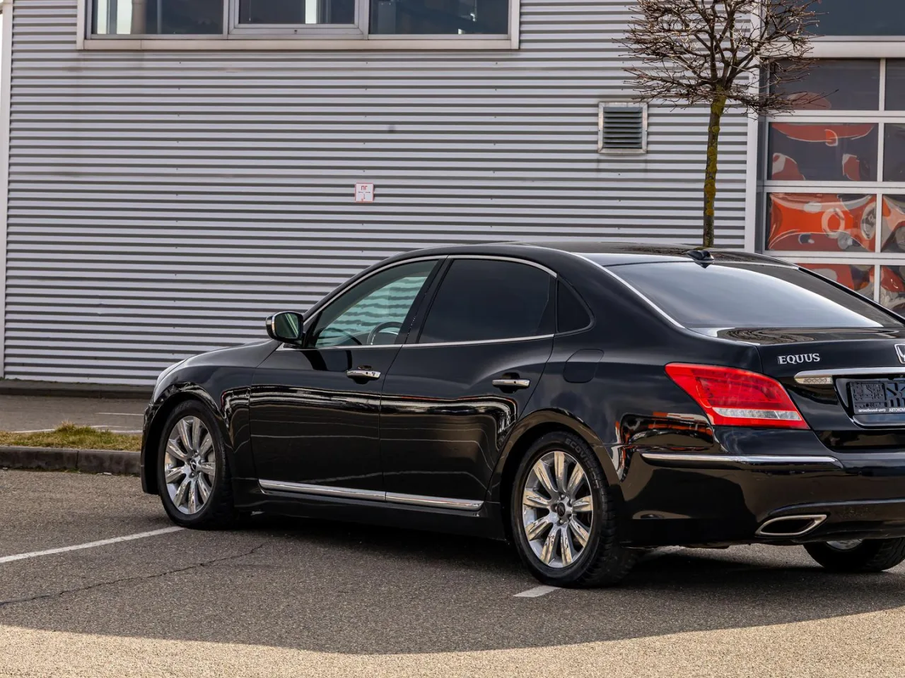 Hyundai Equus