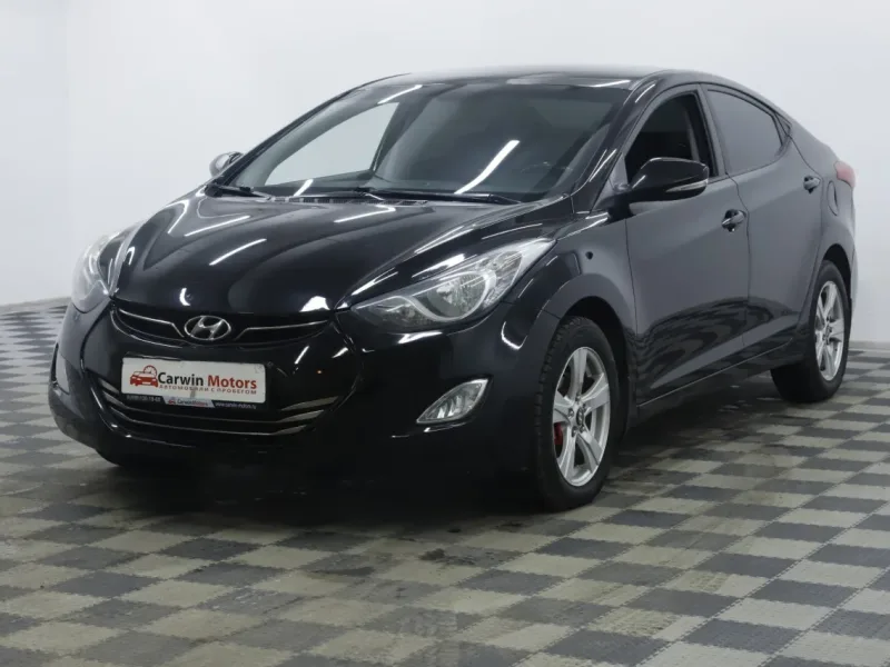 Hyundai Elantra 2012