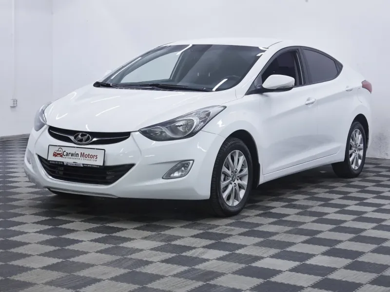 Hyundai Elantra 2013