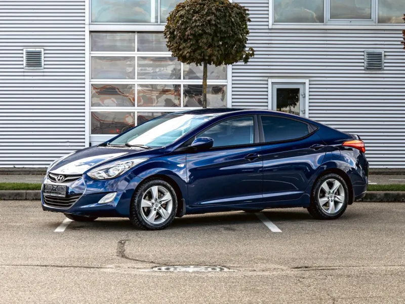 Hyundai Elantra 2013
