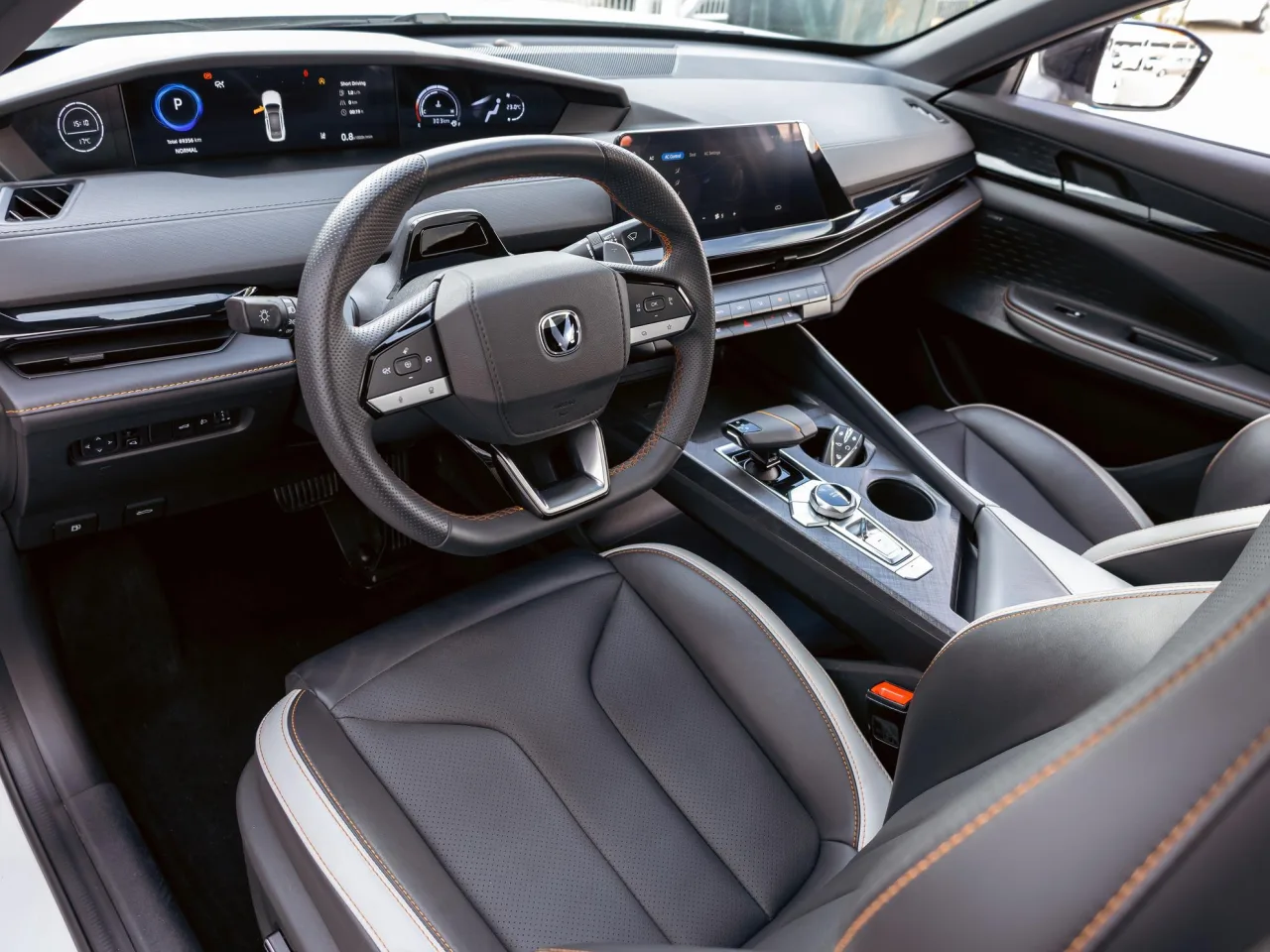 Changan UNI-V