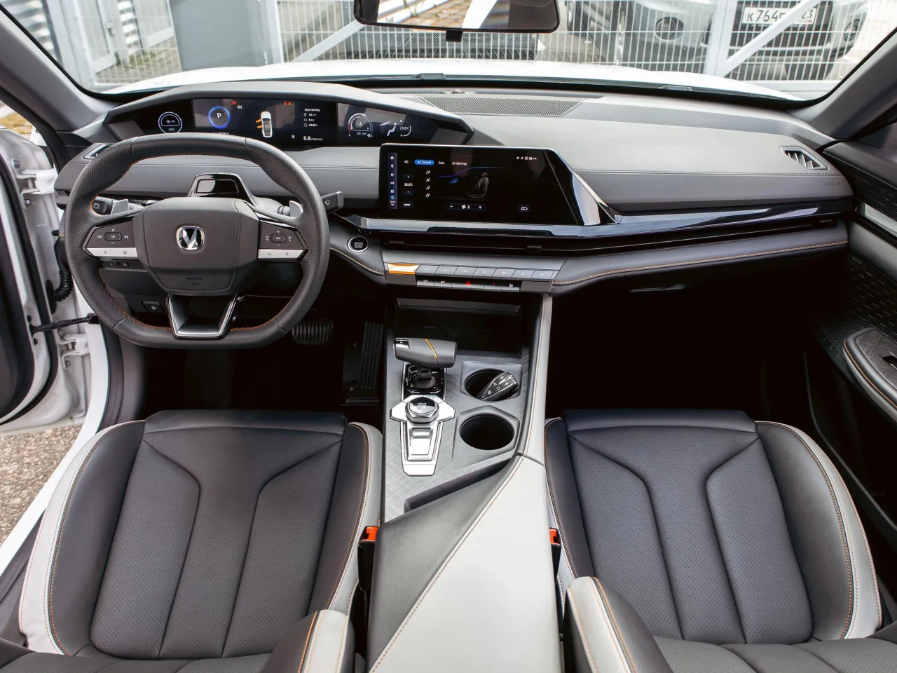 Changan UNI-V